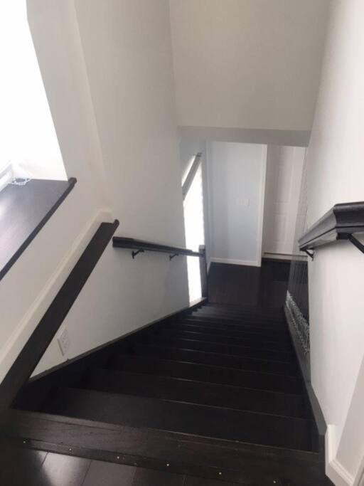 Luxury Three Story Apartment In Short North Кълъмбъс Екстериор снимка
